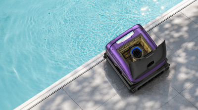 Skimmer solaire ou robot piscine : quelles différences et lequel choisir ?